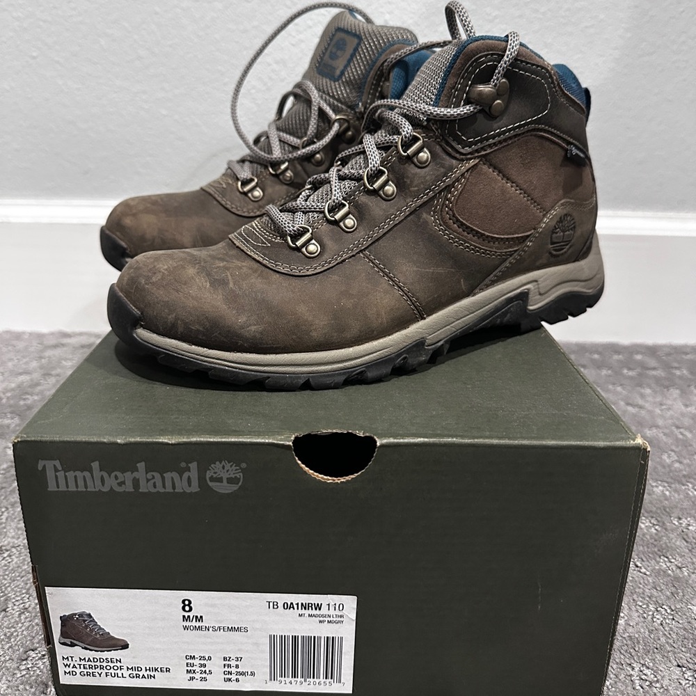 Timberland Women’s Waterproof Mid Hiker Boot